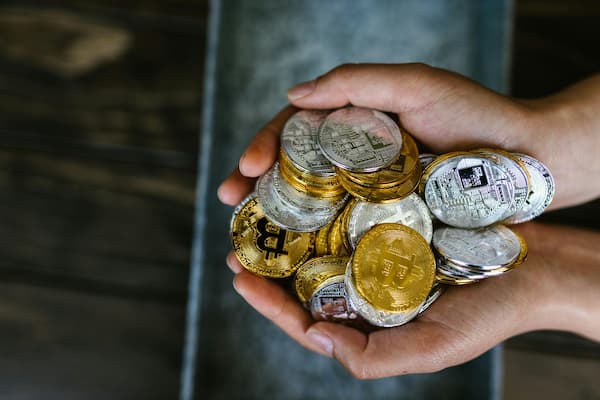 央行政策透视：央行2580亿逆回购后，黄金走势如何？